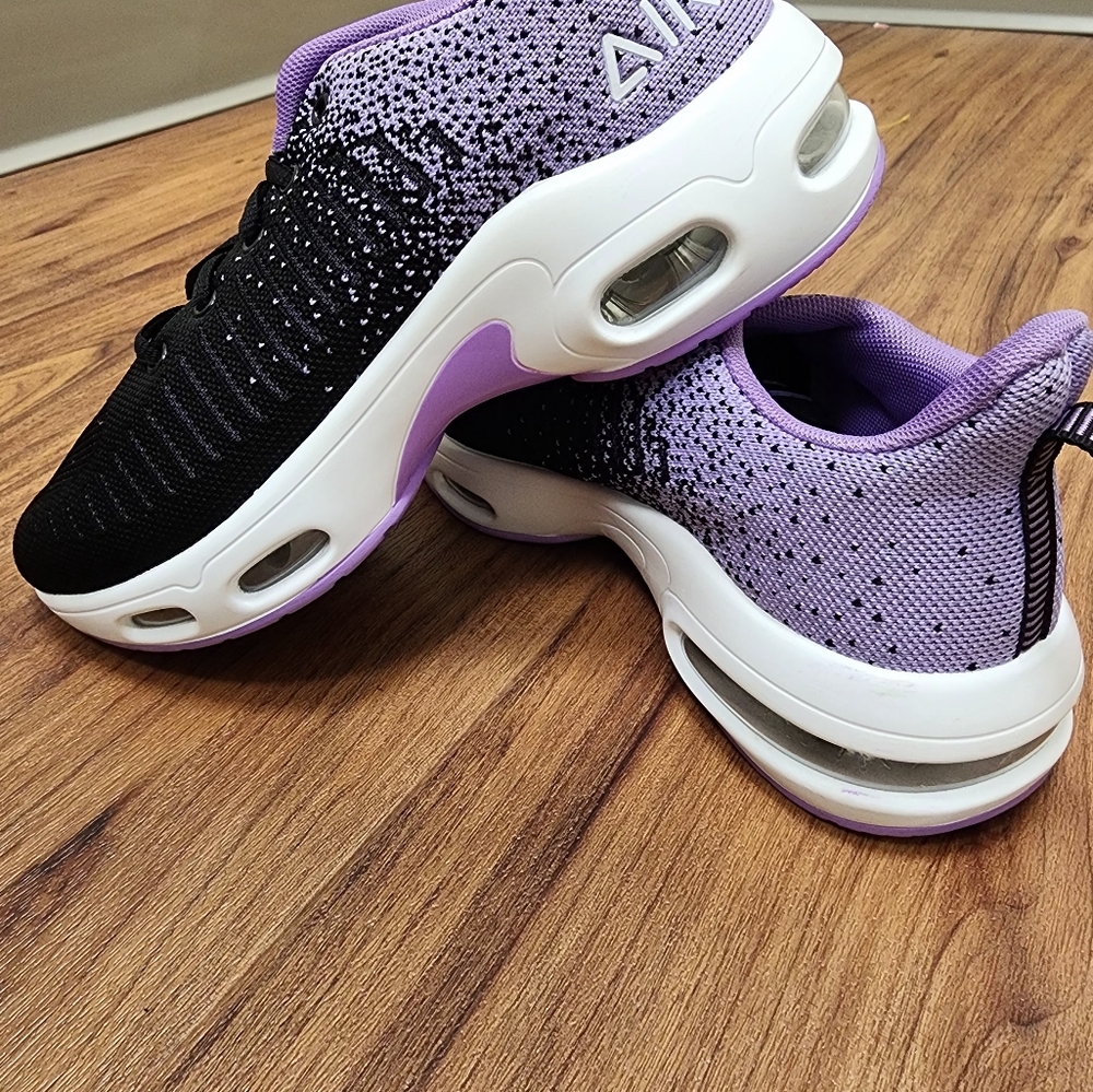 Running shoes - Picture 4 of 10